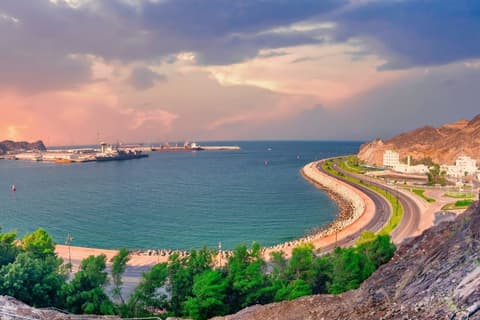 Oman Classico