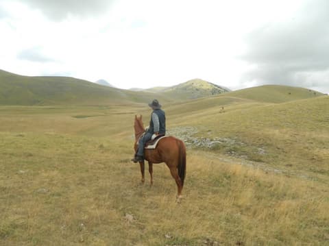 Italia: Trekking a cavallo in abruzzo: la terra dei sanniti