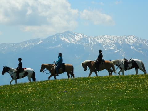 Italia: Escursioni a cavallo in abruzzo. il parco nazionale della majella