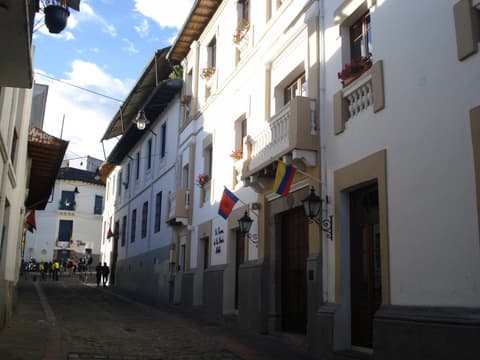 Ecuador Trekking Corto