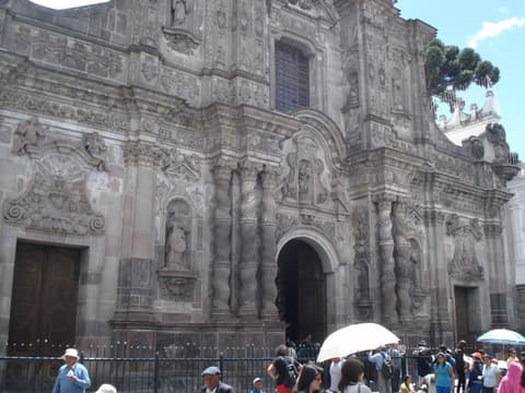 Autotour: Descubre Ecuador a tu Manera 10 Días