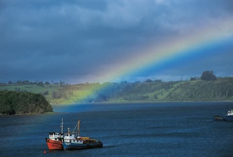 Los Lagos - 4 Días, Chiloé Castro y Dalcahue