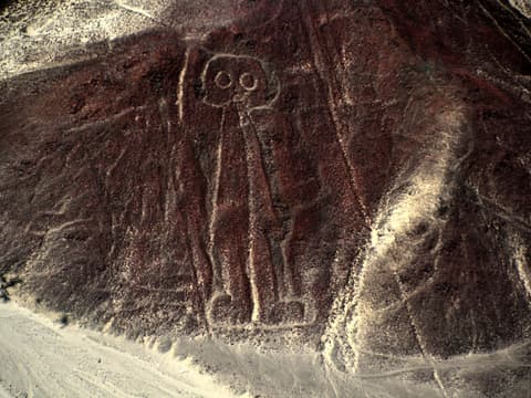 De los Enigmas a los Incas