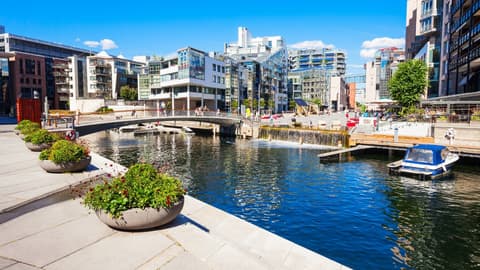 Avventura tra fiordi e capitali