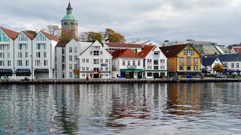 Avventura tra fiordi e capitali