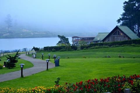 Nature’s Peaks to Paradise Shores - 04 Nights 05 Days Sri Lanka Tour Package