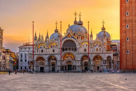 Italia Bella: Roma, Florencia, Venecia, Milán y los Encantos del Norte