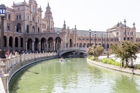 Andalucía y Costa Mediterránea con Barcelona