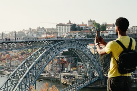 Lisboa, Coímbra, Évora, Oporto, Andalucía y Madrid - 21 Días