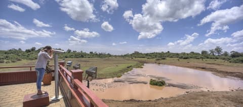 Safari Ziwa Ndogo