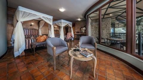 SPA Tour - Superior Lodge