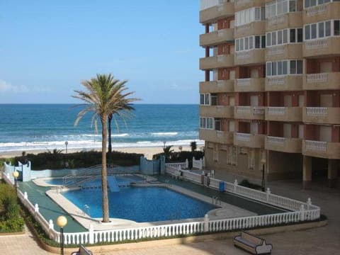 Apartamentos Turísticos Hawaii 4-5