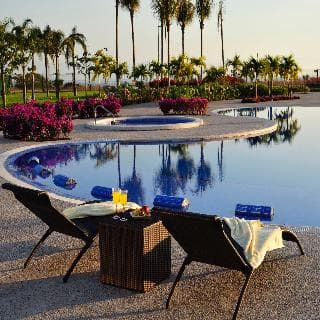 B Nayar Family Luxury Suites & Villas Residences, HOTEL