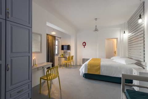 Earino Suites and Villa