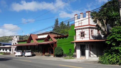 Selina Boquete, GENERAL