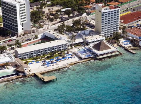 El Cid La Ceiba Beach Hotel