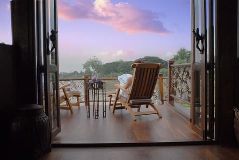 Anantara Riverside Bangkok Resort, Balcony