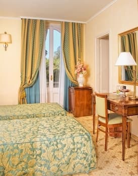 HOTEL VERDEBORGO