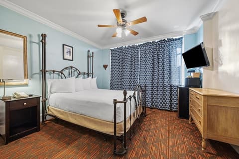 Fitzgerald Hotel, Room