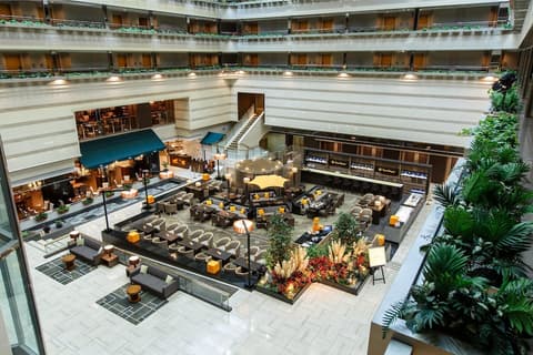 Kyoto Brighton Hotel, Lobby lounge