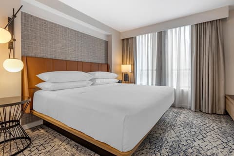 Sheraton Suites Old Town Alexandria, Room