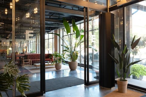 Elite Palace Hotel & Spa, Interior entrance