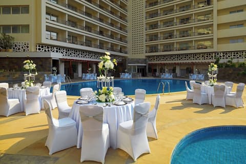 Sheraton Cairo Hotel & Casino, Reception