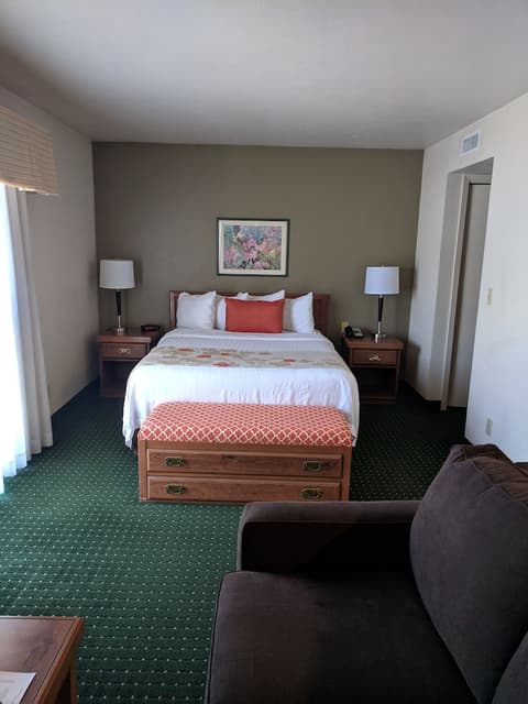 Hawthorn Extended Stay by Wyndham Green Bay