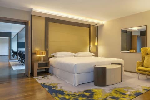 Sheraton Grand Tbilisi Metechi Palace