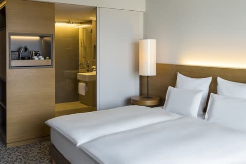 Pullman Basel Europe, Room