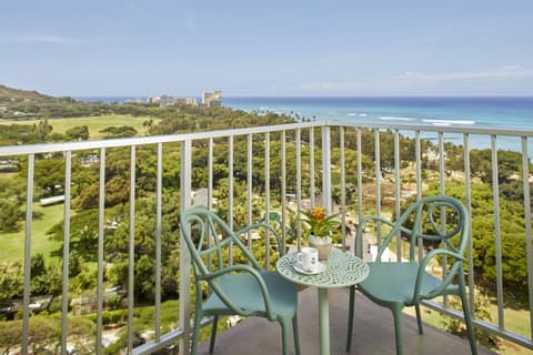 Queen Kapiolani Hotel, Room