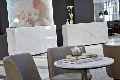 Renaissance®  Vienna Schönbrunn Hotel, Reception