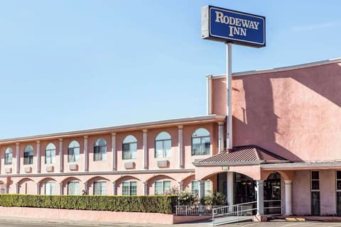 Rodeway Inn near Melrose Ave, Exterior