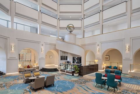 Radisson Blu Hotel & Resort, Al Ain
