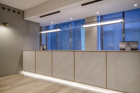 AC Hotel Carlton Madrid by Marriott, Reception