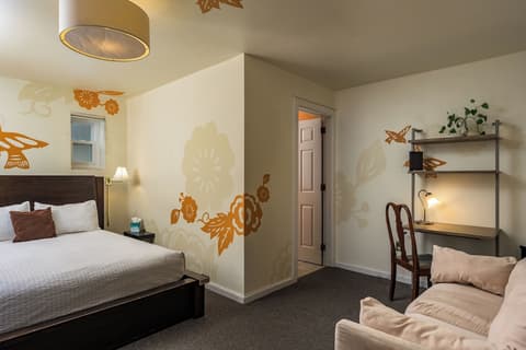 Queen Anne Bed And Breakfast, Room