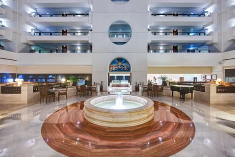 InterContinental Muscat by IHG, Lobby