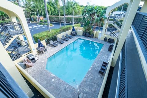 Quality Inn Palm Beach International Airport