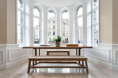 Radisson Blu Hotel, London Tottenham Court Road, Lobby