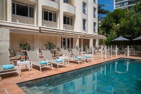 Le Cetai Cannes Beach Hotel, Pool