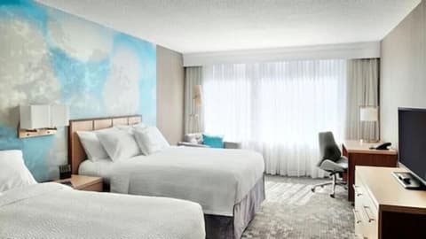 Courtyard by Marriott Downtown Toronto