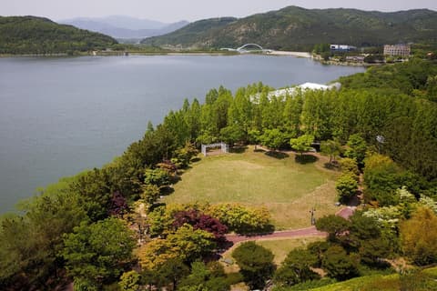 Lahan Select Gyeongju