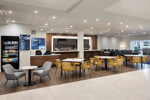 Courtyard by Marriott across Universal Orlando