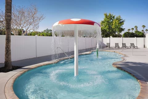 Courtyard by Marriott across Universal Orlando