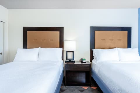 Courtyard by Marriott across Universal Orlando