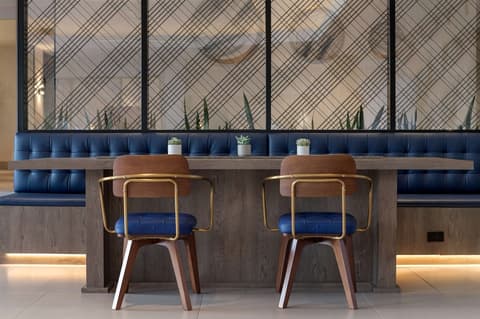 DoubleTree by Hilton San Francisco South Airport Blvd