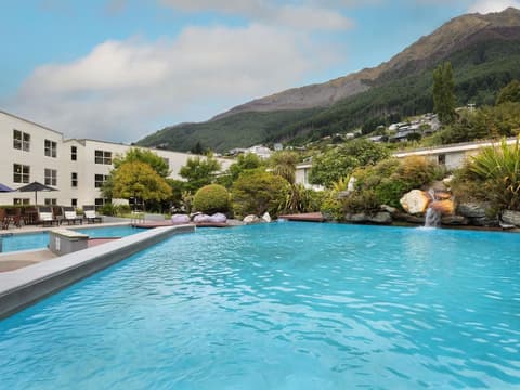 Mercure Queenstown Resort