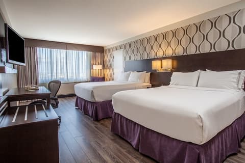 Holiday Inn Toronto - Int'l Airport by IHG, Room