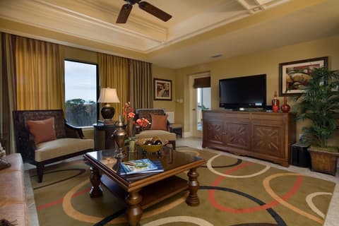 Holiday Inn Club Vacations at Orange Lake Resort by IHG