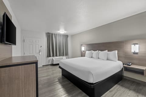 Americas Best Value Inn Austin University, Room